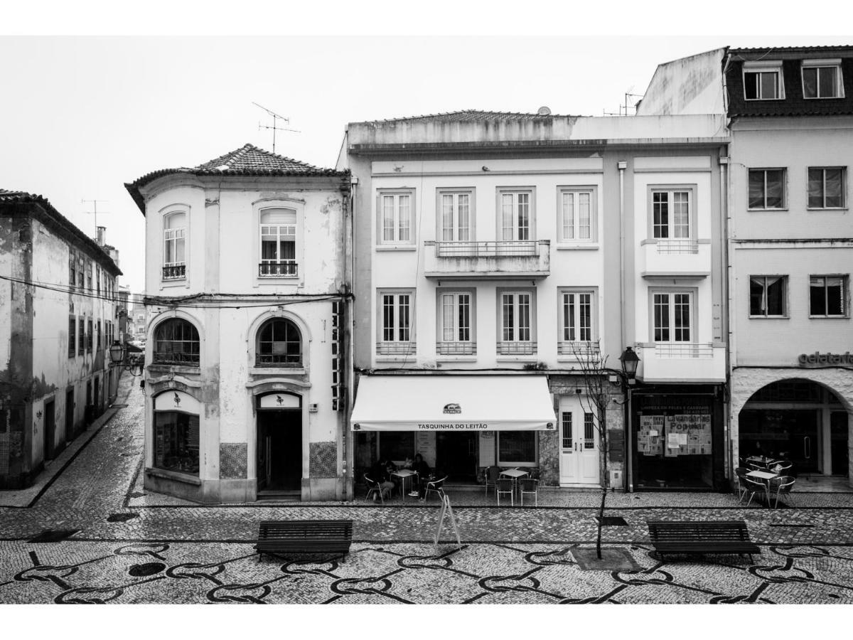 アヴェイロDowntown Shelter - Casa Da Pracaアパートメント エクステリア 写真